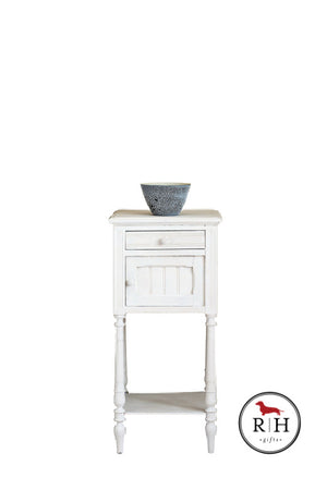 Side Table painted in Original Chalk Paint®
