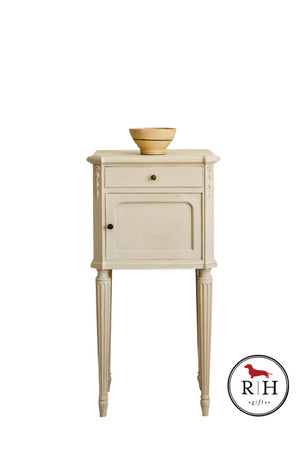 Side Table painted in Old Ochre Chalk Paint®