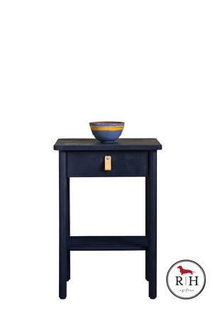 Side Table painted in Oxford Navy Chalk Paint®